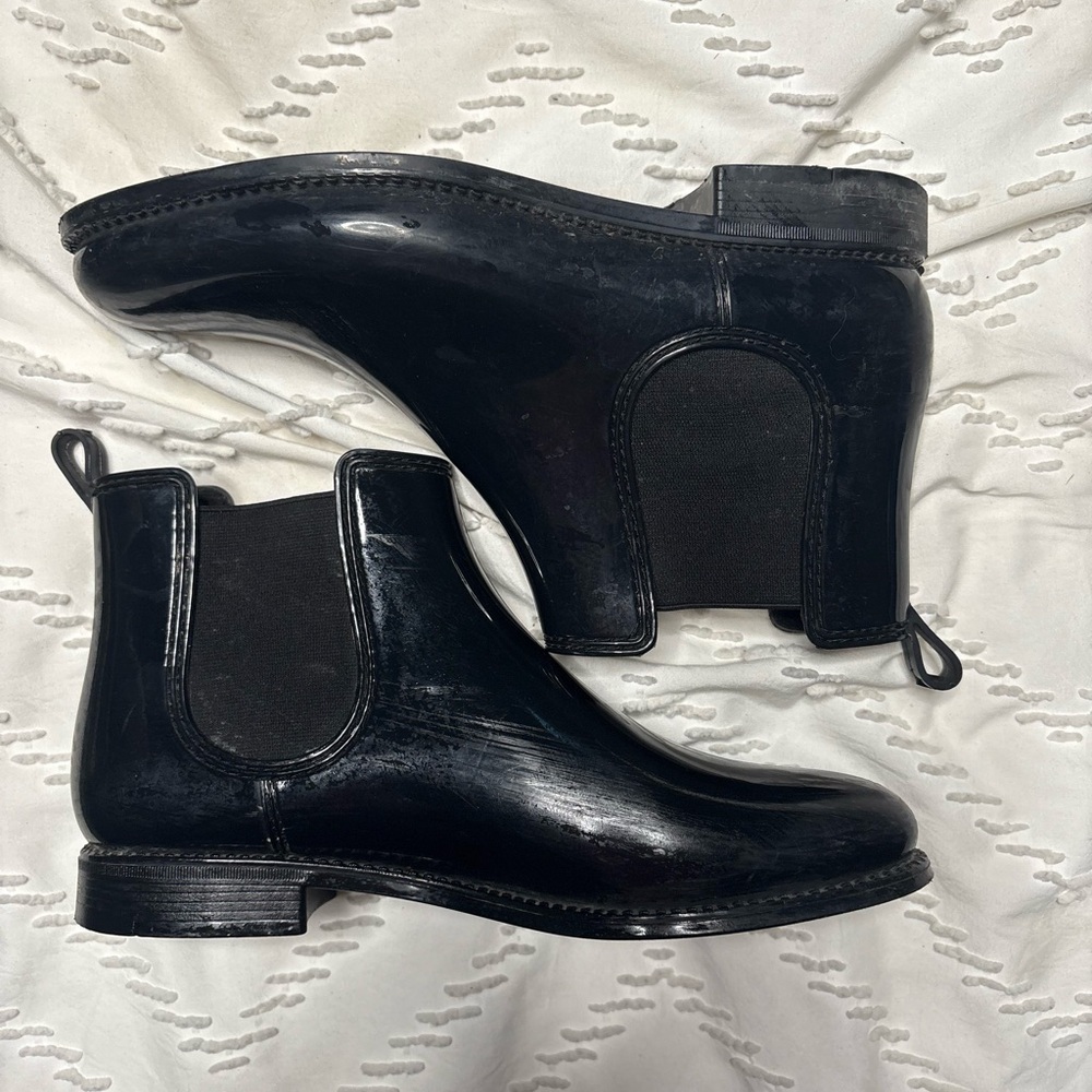 Black Chelsea Boots